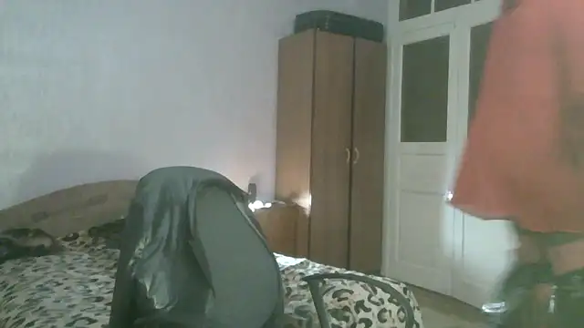 NiraFrost online show from 02-15-26, 07:57