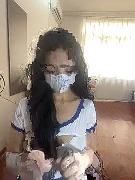 xiongmaobb online show from 10-18-25, 04:14