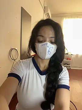 xiongmaobb online show from 10-17-25, 04:49