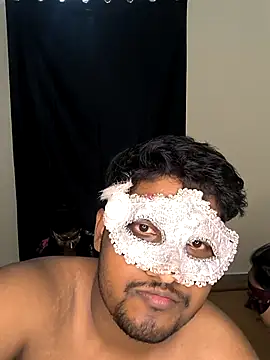 Family02 online show from 10-18-25, 04:42