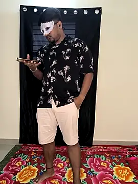 Family02 online show from 10-21-25, 07:41