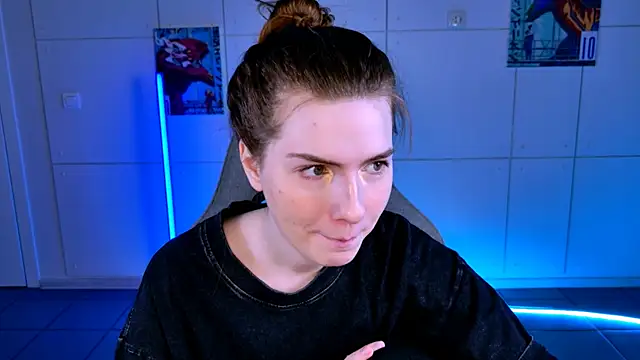 AliceCUNTach online show from 10-29-25, 05:06