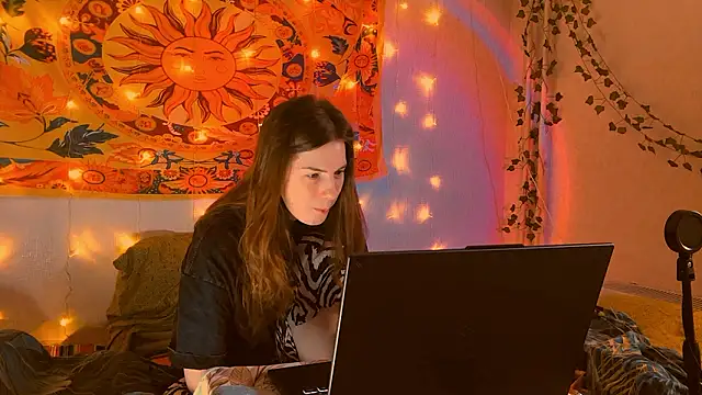 AliceCUNTach online show from 02-11-26, 05:07