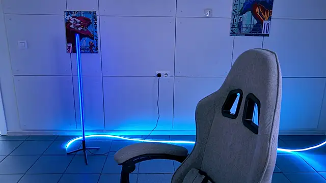 AliceCUNTach online show from 10-24-25, 05:06