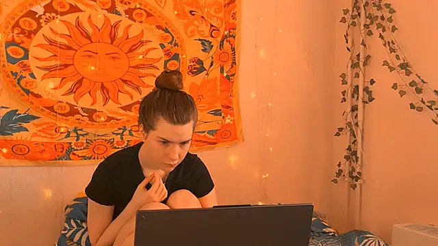 AliceCUNTach online show from 03-06-26, 05:02