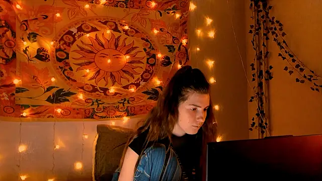 AliceCUNTach online show from 02-05-26, 05:09