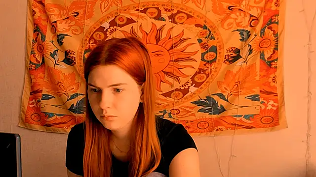 Snapshot of AliceCUNTach chatting on 06-17-26, 05:07 AliceCUNTach online show from 06-17-26, 05:07