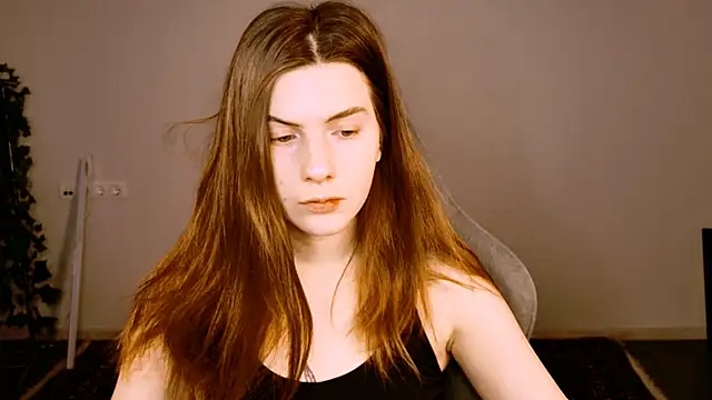 AliceCUNTach online show from 11-30-25, 05:08