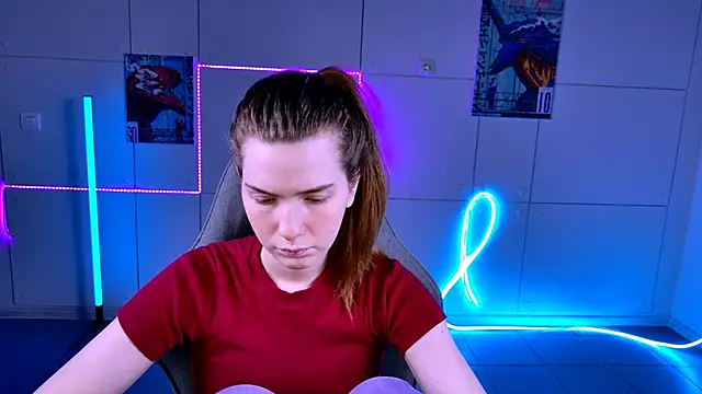 AliceCUNTach online show from 10-10-25, 05:19