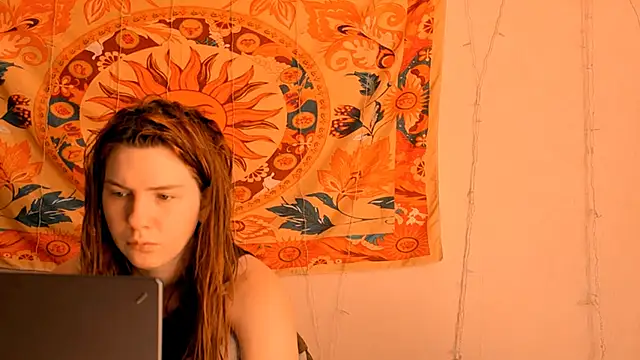 Snapshot of AliceCUNTach chatting on 06-06-26, 05:12 AliceCUNTach online show from 06-06-26, 05:12
