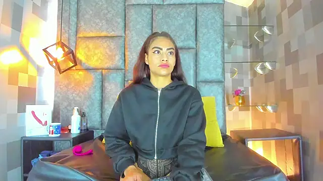 Emily Mitchell online show from 01-07-26, 06:46