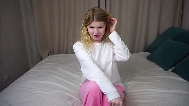 ShontaWasilko online show from 09-25-25, 08:15