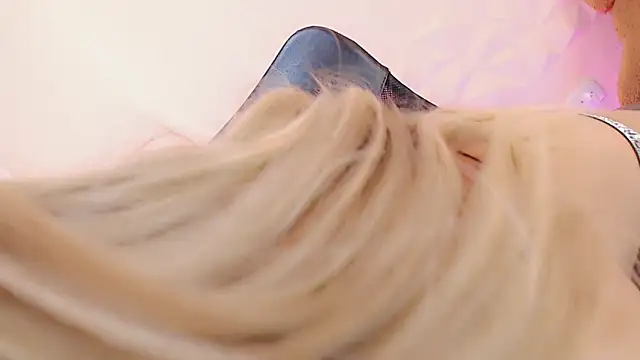 sweet royal  online show from 10-26-25, 02:28