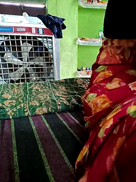 Snapshot of Hot_lali_555 chatting on 10-15-25, 04:44 Hot lali 555 online show from 10-15-25, 04:44