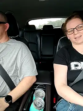 aussiepeaches online show from 11-16-25, 07:02