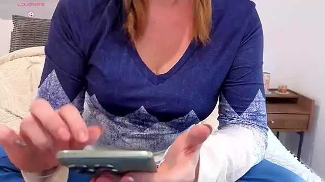 aussiepeaches online show from 06-04-26, 02:27