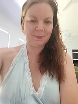 aussiepeaches online show from 04-09-26, 02:24