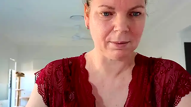 aussiepeaches online show from 07-09-26, 12:33