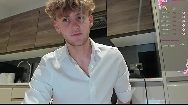 DominantAlex18 online show from 12-21-25, 09:26