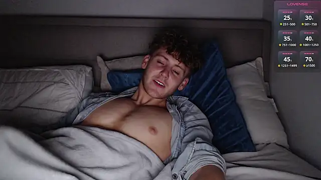 DominantAlex18 online show from 03-18-26, 03:31