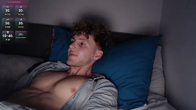 DominantAlex18 online show from 04-09-26, 02:12