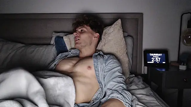 DominantAlex18 online show from 11-13-25, 02:59