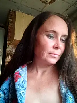 Snapshot of MerelinMILf chatting on 10-19-25, 11:13 MerelinMILf online show from 10-19-25, 11:13