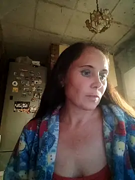 Snapshot of MerelinMILf chatting on 10-18-25, 02:52 MerelinMILf online show from 10-18-25, 02:52
