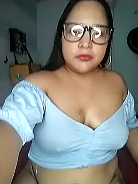 Snapshot of Angelly_ricura chatting on 09-25-25, 04:46 Angelly ricura online show from 09-25-25, 04:46