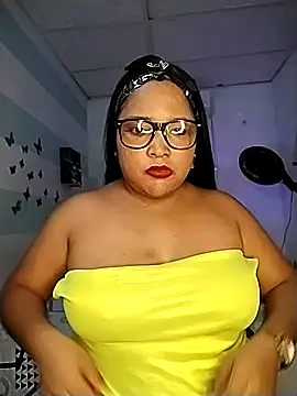 Snapshot of Angelly_ricura chatting on 09-20-25, 02:55 Angelly ricura online show from 09-20-25, 02:55