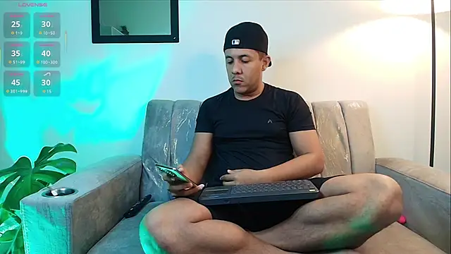 Misterjhons2 online show from 10-28-25, 07:07