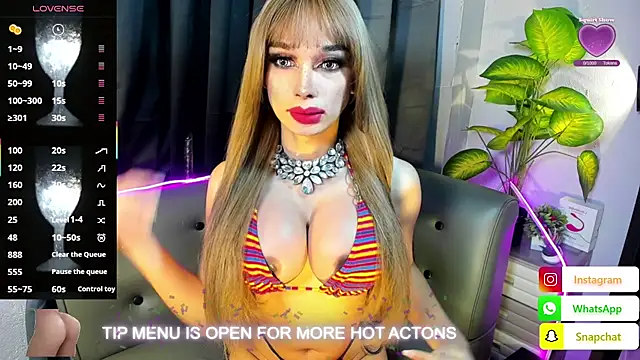 Snapshot of MISTRESSMonica_xxx chatting on 07-11-26, 07:47 MISTRESSMonica xxx online show from 07-11-26, 07:47