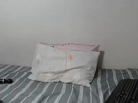 NaughtyHornyBitch  online show from 09-12-25, 05:45
