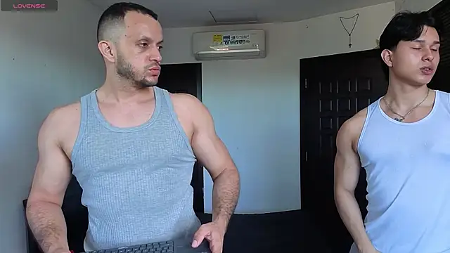 TeddyBear 07 online show from 07-08-26, 12:06