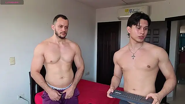 TeddyBear 07 online show from 07-18-26, 12:03