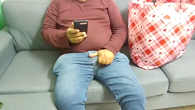 HomHot47 online show from 02-11-26, 02:33