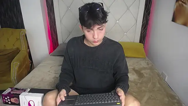 SamuFOXXX online show from 10-02-25, 08:23