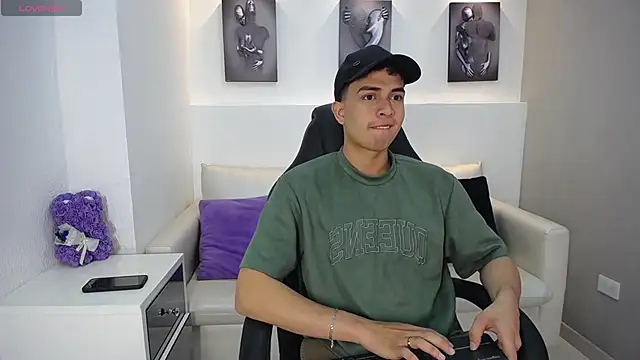 Cady Hot online show from 12-16-25, 08:24