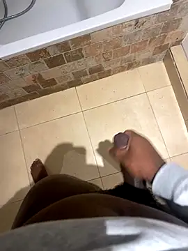 Snapshot of Coquin_R97 chatting on 11-13-25, 12:31 Coquin R97 online show from 11-13-25, 12:31