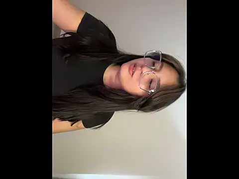 Angeldusttt online show from 10-04-25, 01:23