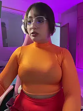 Angeldusttt online show from 04-12-26, 08:45