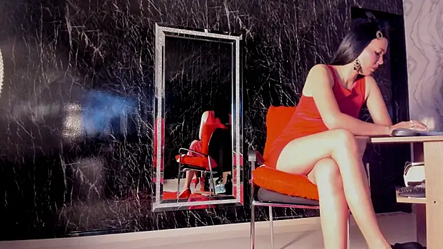 Nicollemillf online show from 10-22-25, 12:48