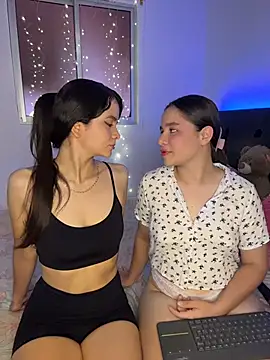 Ashley and Zoe online show from 03-02-26, 06:15