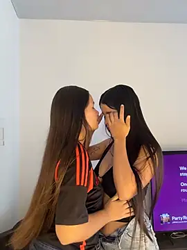 Ashley and Zoe online show from 07-19-26, 05:32
