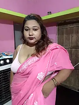 Snapshot of hotbhabhi011 chatting on 09-21-25, 04:28 hotbhabhi011 online show from 09-21-25, 04:28