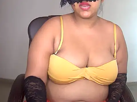 Snapshot of mrymlove chatting on 09-29-25, 07:37 mrymlove online show from 09-29-25, 07:37