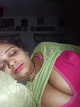 Snapshot of Rani_sahiba chatting on 06-12-26, 07:44 Rani sahiba online show from 06-12-26, 07:44