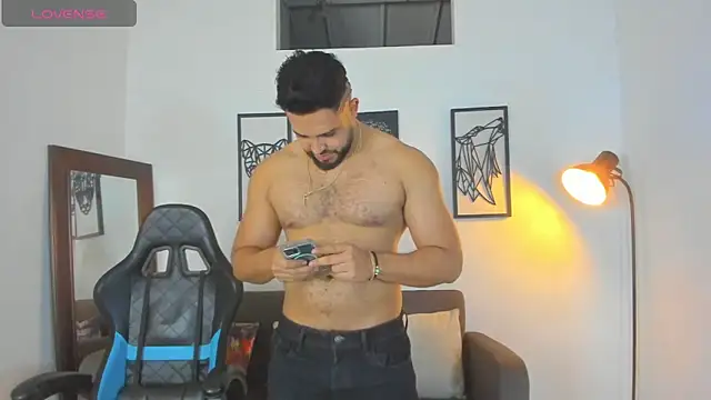 Justin kingX7 online show from 11-19-25, 09:37