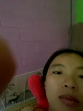 Snapshot of viluna chatting on 10-16-25, 01:03 viluna online show from 10-16-25, 01:03
