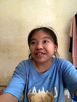 viluna online show from 10-29-25, 04:33